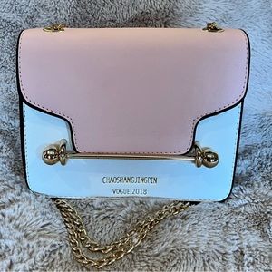 Mini purse with gold chain